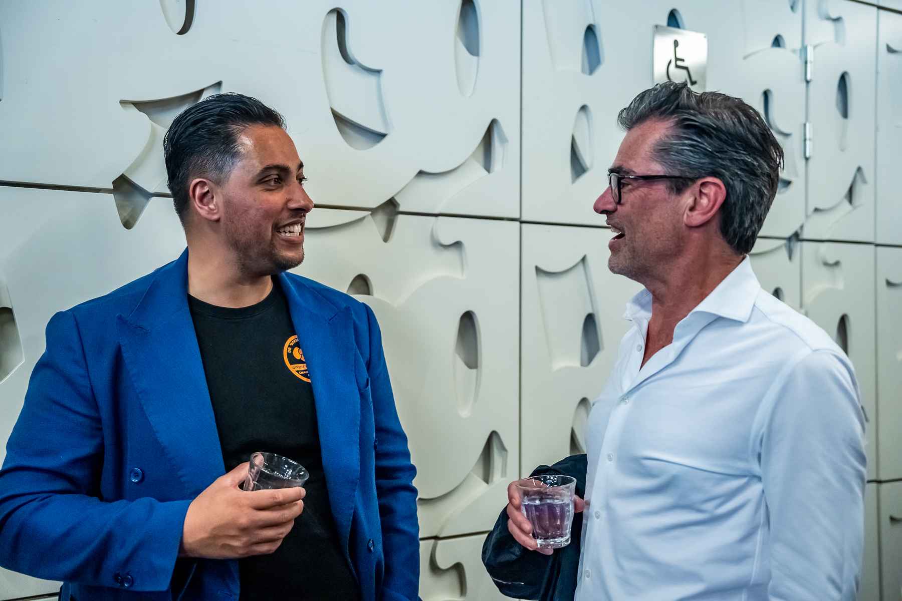 Foto boeklancering BUSINESS SUCCES met een smile www.company-optimizer.nl 105 Foto boeklancering BUSINESS SUCCES met een smile www.company-optimizer.nl 105