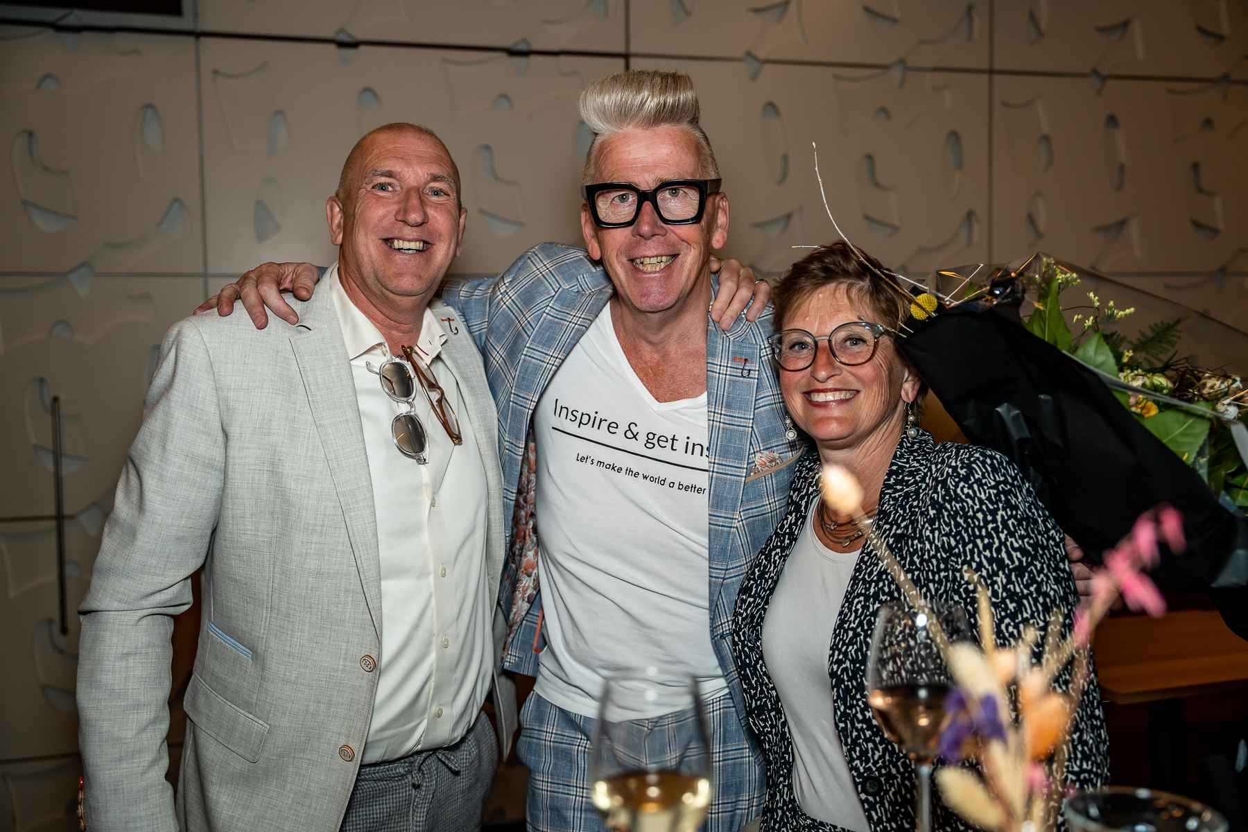 Foto boeklancering BUSINESS SUCCES met een smile www.company-optimizer.nl 127 Foto boeklancering BUSINESS SUCCES met een smile www.company-optimizer.nl 127