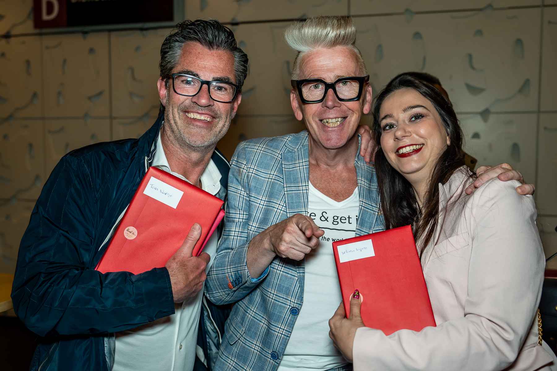 Foto boeklancering BUSINESS SUCCES met een smile www.company-optimizer.nl 128 Foto boeklancering BUSINESS SUCCES met een smile www.company-optimizer.nl 128