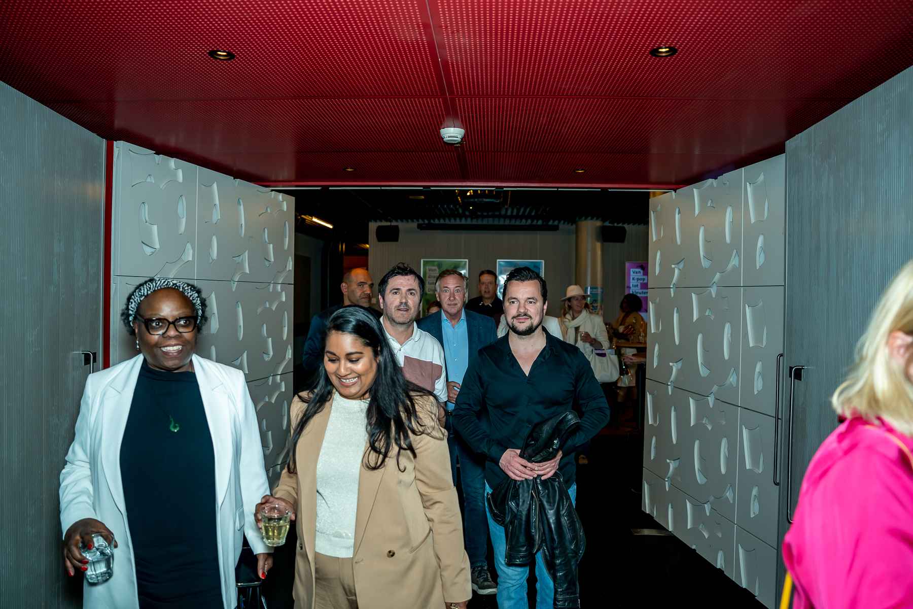 Foto boeklancering BUSINESS SUCCES met een smile www.company-optimizer.nl 72 Foto boeklancering BUSINESS SUCCES met een smile www.company-optimizer.nl 72