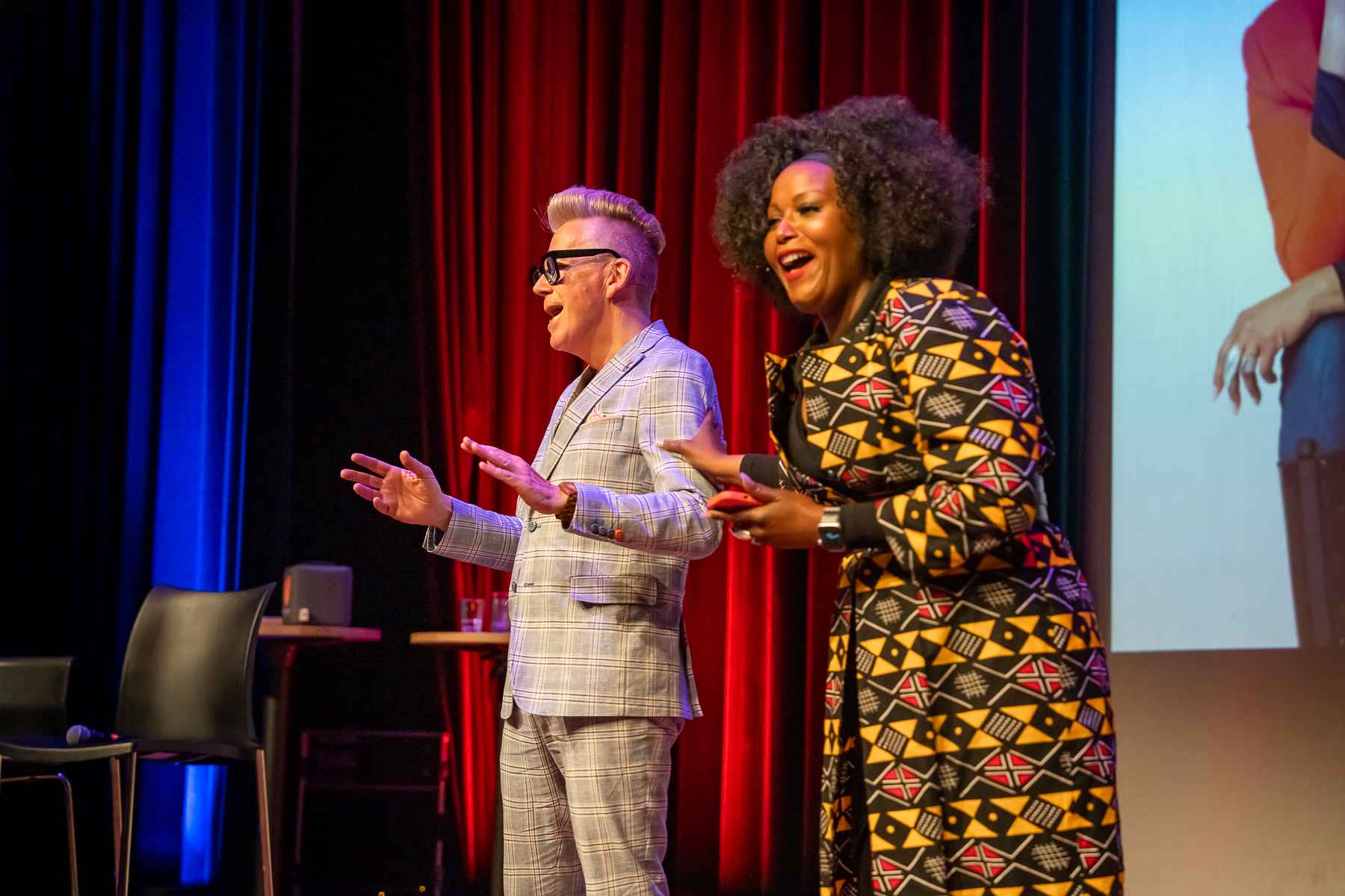 Foto boeklancering BUSINESS SUCCES met een smile www.company-optimizer.nl 76 Foto boeklancering BUSINESS SUCCES met een smile www.company-optimizer.nl 76